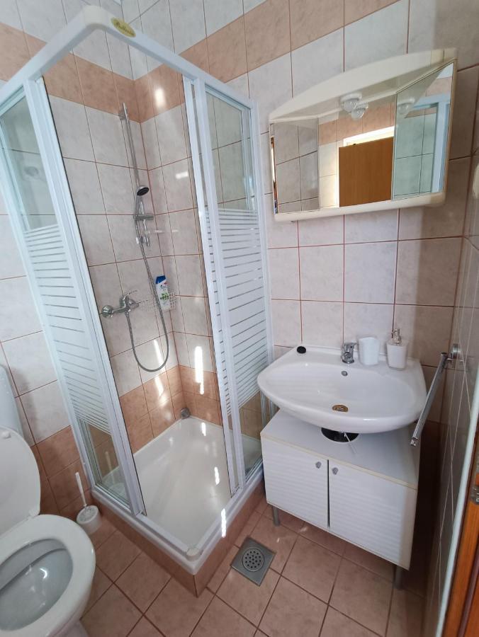 Studio Apartmani Zoric Šilo Exteriér fotografie