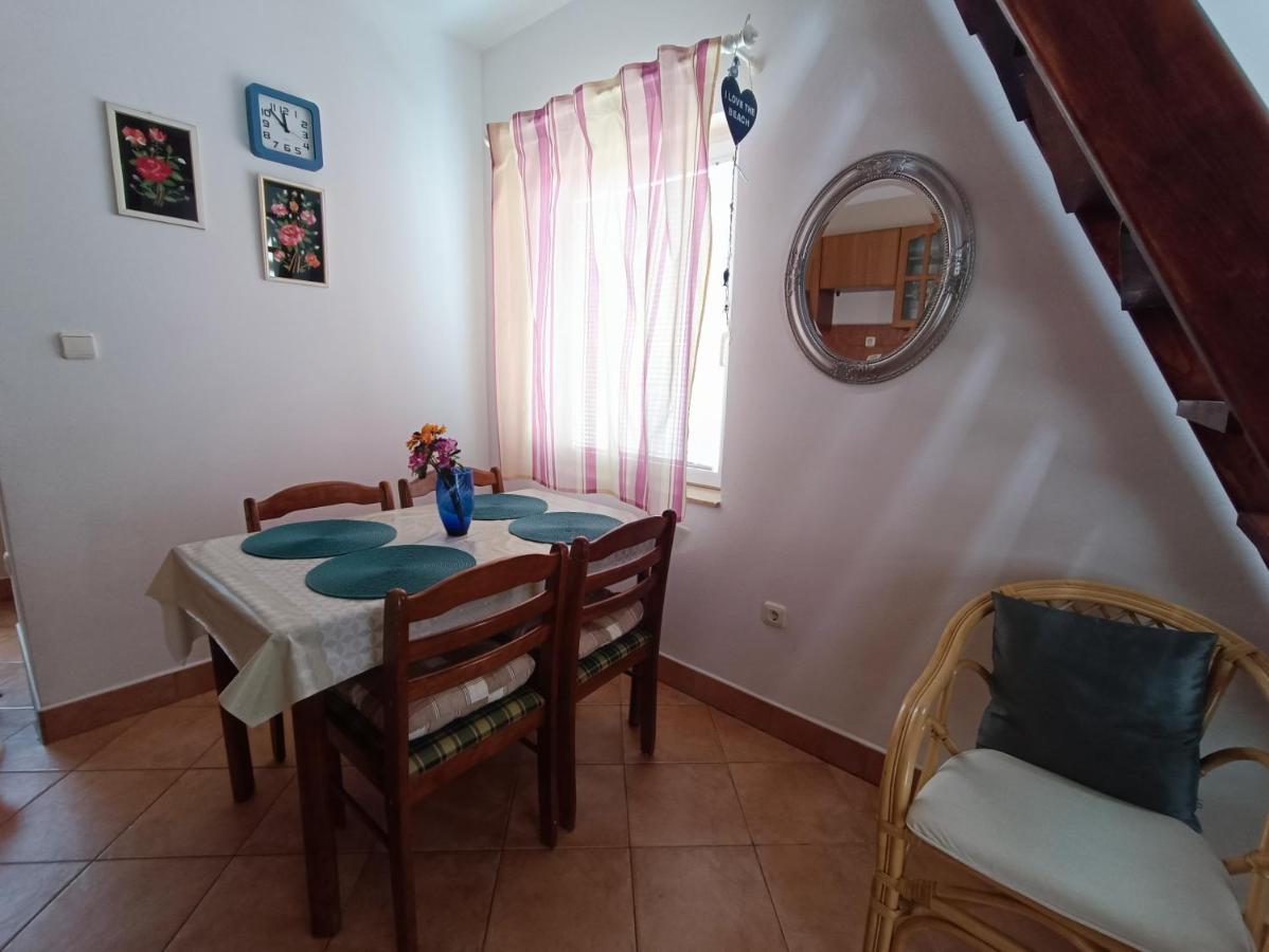Studio Apartmani Zoric Šilo Exteriér fotografie